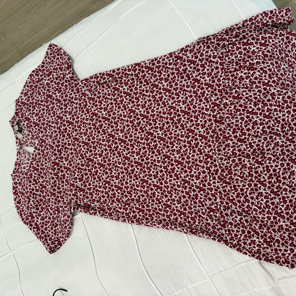 LOFT Red and White Floral Dress